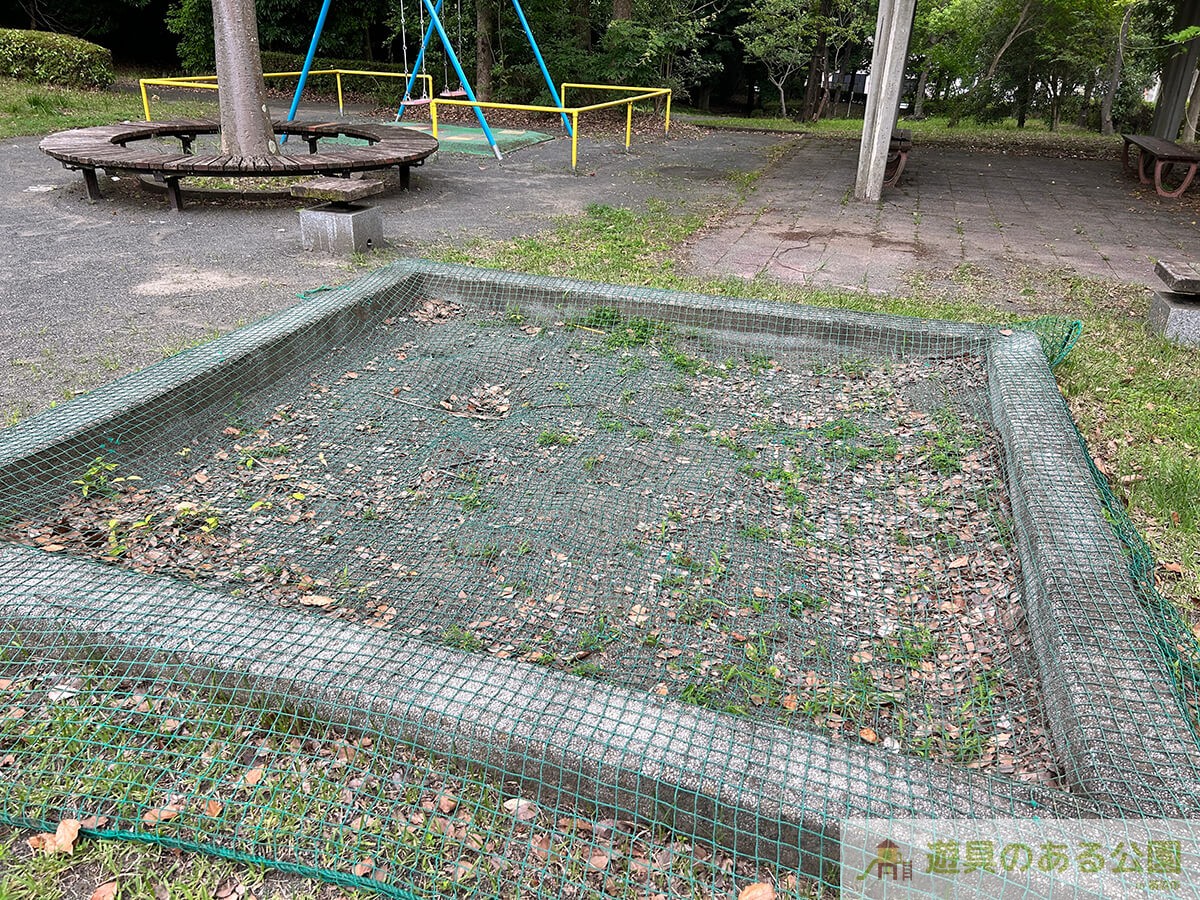 奈良町大田平公園の砂場